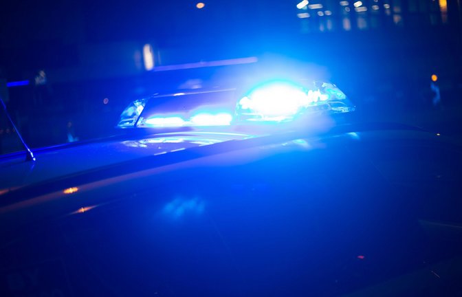 Die Polizei fahndet nach einem Raubüberfall in Hechingen. Das Täterfoto ist aus rechtlichen Gründen in der Fotostrecke.<span class='image-autor'>Foto: IMAGO/aal.photo/IMAGO/Alexander Pohl</span>