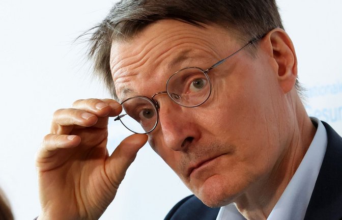 Bundesgesundheitsminister Karl Lauterbach hat ein Gesetz zur Reform der Notfallversorgung vorgelegt.<span class='image-autor'>Foto: dpa/Bernd Wüstneck</span>