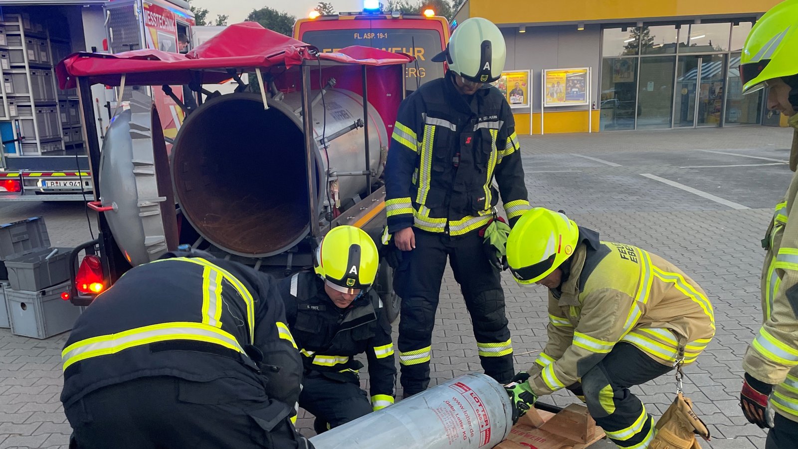 Unter anderem beschäftigte ein unkontrollierter Gasaustritt aus einer Gasflasche die Eberdinger Wehr im vergangenen Jahr.  Archivfoto: VKZ