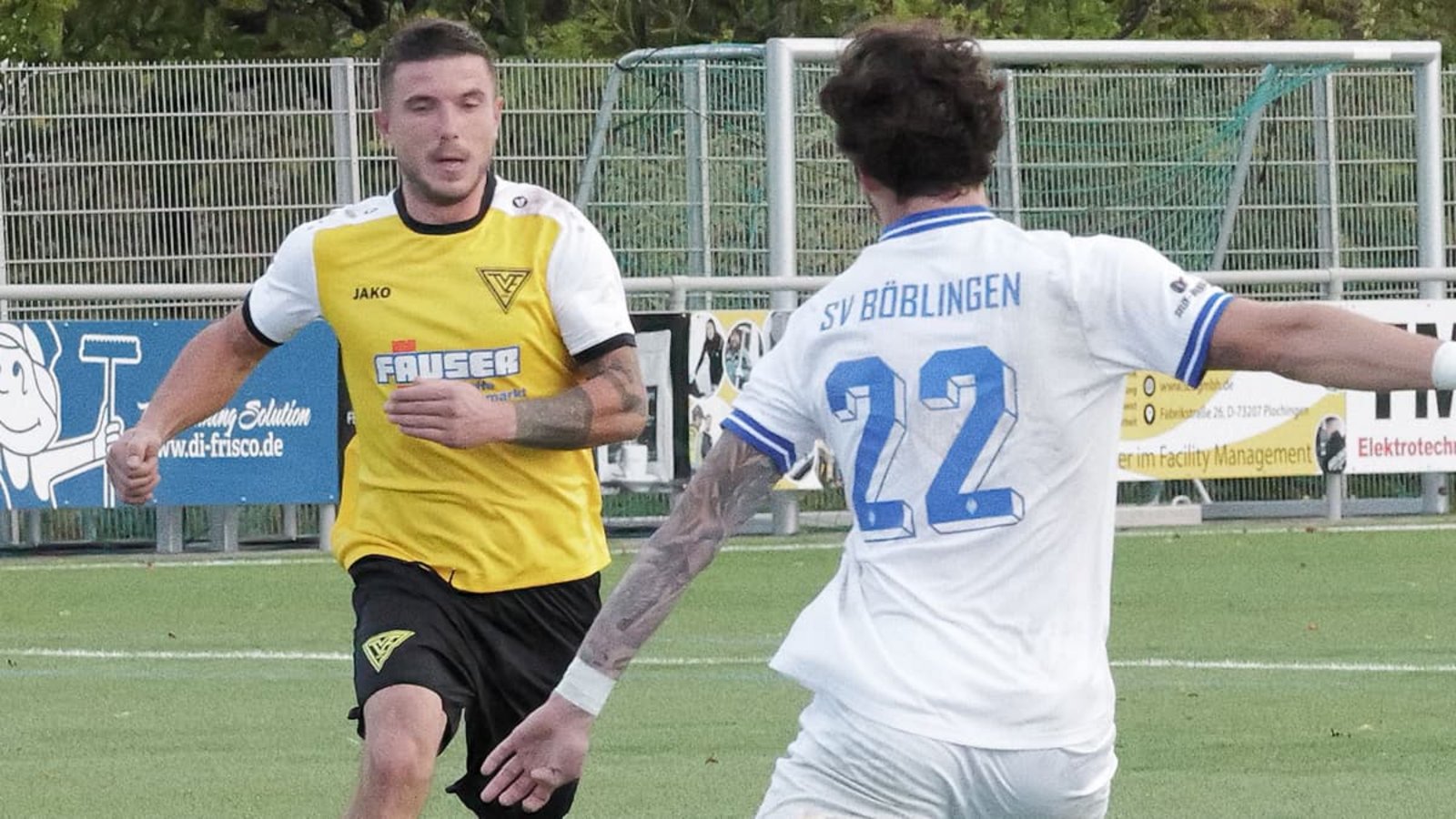 Ivan Matanovic (links) sorgte für das schnellste Saisontor in der laufenden Landesliga-Runde: Der Echterdinger Stürmer traf gegen Böblingen nach 18 Sekunden.Günter E. Bergmann - Photograph Ivan Matanovic (links) sorgte für das schnellste Saisontor in der laufenden Landesliga-Runde: Der Echterdinger Stürmer traf gegen Böblingen nach 18 Sekunden.Günter E. Bergmann - Photograph