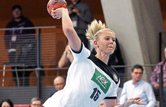 Kim Naidzinavicius ist nicht nur der Kopf der SG BBM Bietigheim. Sie führt auch die deutsche Nationalmannschaft als Kapitänin in die Handball-EM in Dänemark. Foto: Baumann