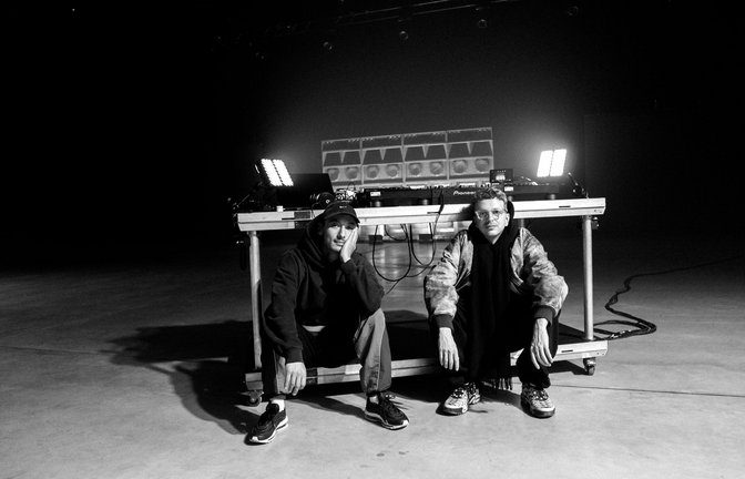 Christian Meyerholz und Christoph Erkes landen mit ihrer "Gut genug"-Version einen viralen Welthit.<span class='image-autor'>Foto: KitschKrieg/Sony Music Entertainment Germany GmbH/dpa</span>