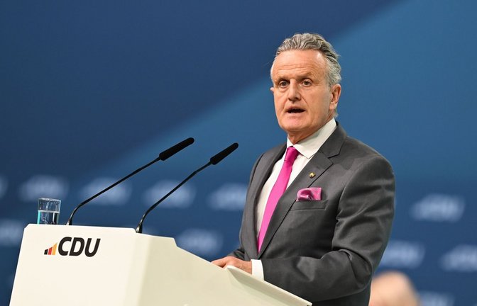 Der Stuttgarter Rathauschef Frank Nopper wird nach Pantisanos umstrittenen Vergleichen „angst und bange um die politische Kultur im Lande“. Foto: Katharina Kausche/dpa<span class='image-autor'>Foto: dpa</span>