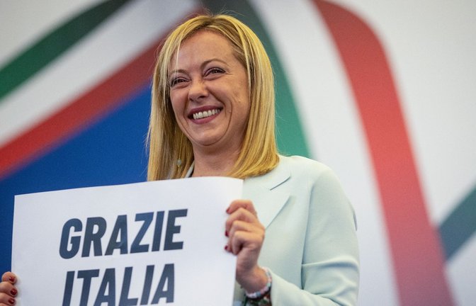 Ein Jahr ist es her, dass Giorgia Meloni in Italien die Wahl zu Italiens Ministerpräsidentin gewann.<span class='image-autor'>Foto: Oliver Weiken/dpa</span>