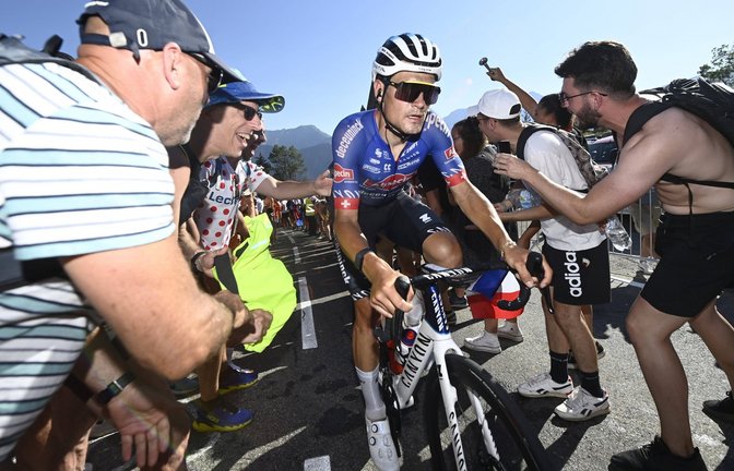 Für Alexander Krieger und sein Team ist die Tour de France jetzt schon ein Erfolg.<span class='image-autor'>Foto: imago//Nico Vereecken</span>