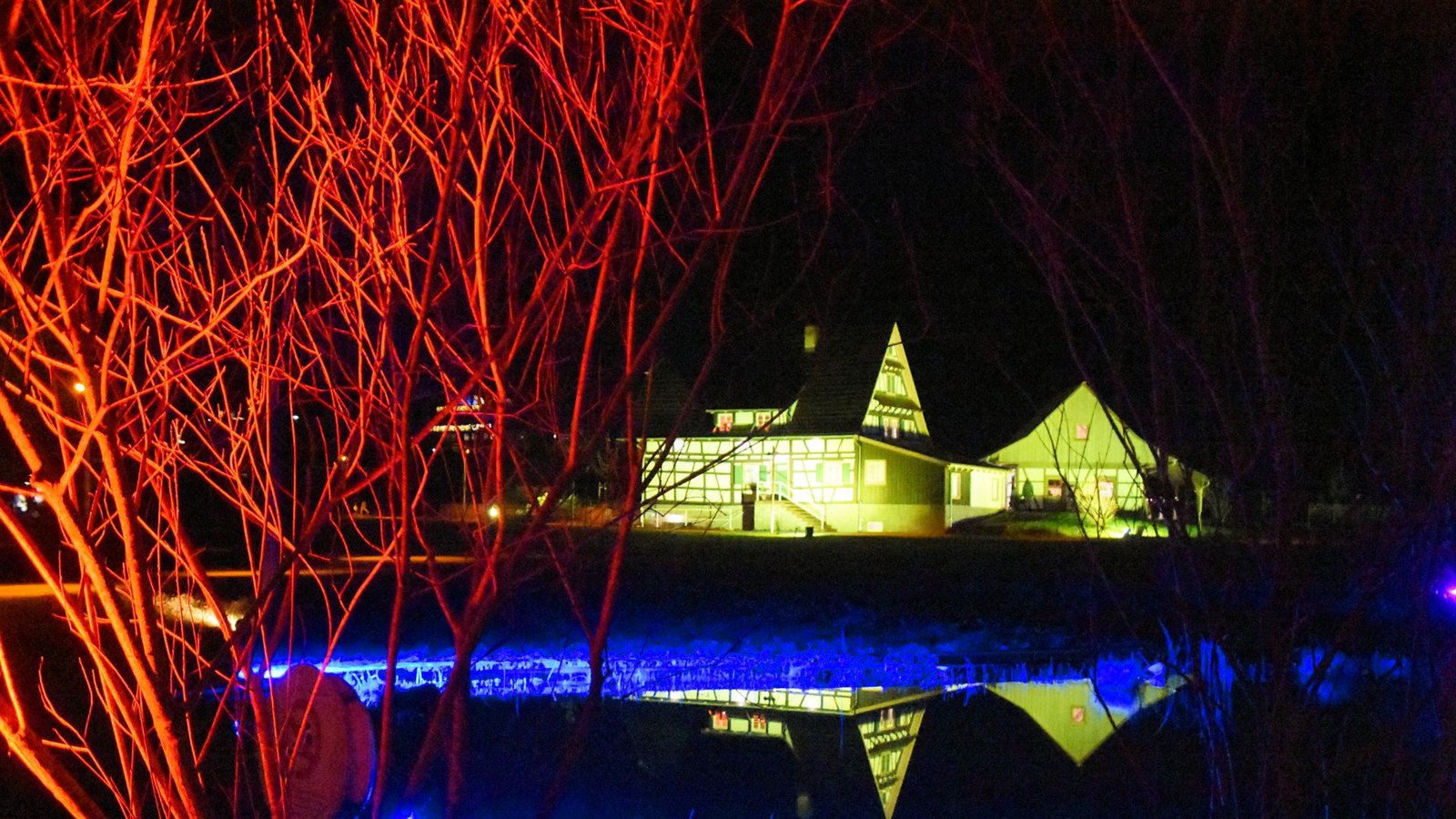 Das Schwarzwälder Freilichtmuseum Vogtsbauernhofer strahlt vom 13. bis 15. Dezember in schönem Schein.Foto: Annette Frühauf/Annette Frühauf Das Schwarzwälder Freilichtmuseum Vogtsbauernhofer strahlt vom 13. bis 15. Dezember in schönem Schein.Foto: Annette Frühauf/Annette Frühauf