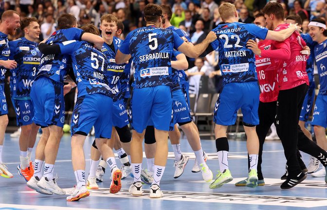 Der Jubel beim TVB Stuttgart ist nach dem Triumph gegen den THW Kiel besonders ausgelassen.<span class='image-autor'>Foto: Baumann/Julia Rahn</span>