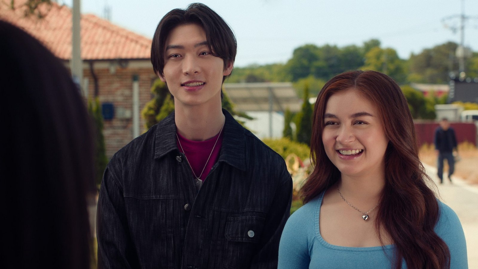 Sang Heon Lee as Min Ho Moon, Anna Cathcart as Kitty Song Covey.Foto: Courtesy of Netflix
