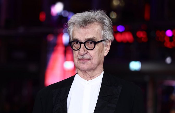 Regisseur Wim Wenders hat angekündigt, seinen Film "Falsche Bewegung" vorerst zurückzuziehen. (Archivbild)<span class='image-autor'>Foto: Christoph Soeder/dpa</span>