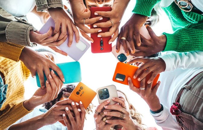 So verwendet man den Begriff "Akh".<span class='image-autor'>Foto: DavideAngelini / shutterstock.com</span>