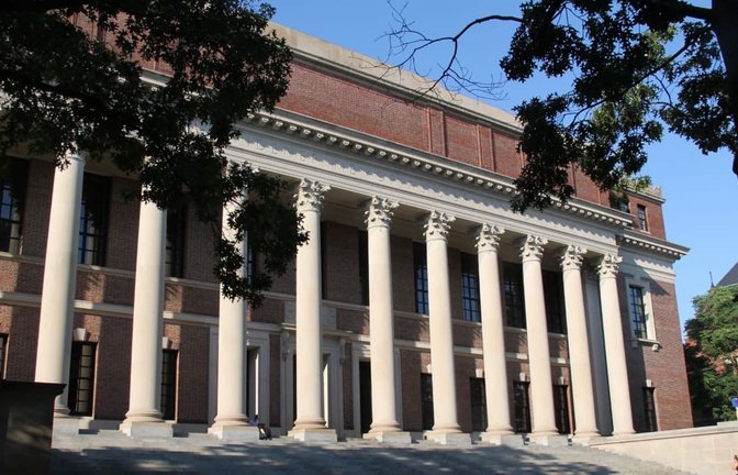 Nach einem illegalen Handel mit Leichenteilen am medizinischen Institut in Harvard zahlt die US-Eliteuni betroffenen Familien eine Abfindung (Symbolfoto).<span class='image-autor'>Xinhua</span>