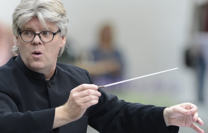 Chef-Dirigent Gudni Emilsson des Ensembles Camerata Bohemica Prag.  <span class='image-autor'>Foto: p</span>