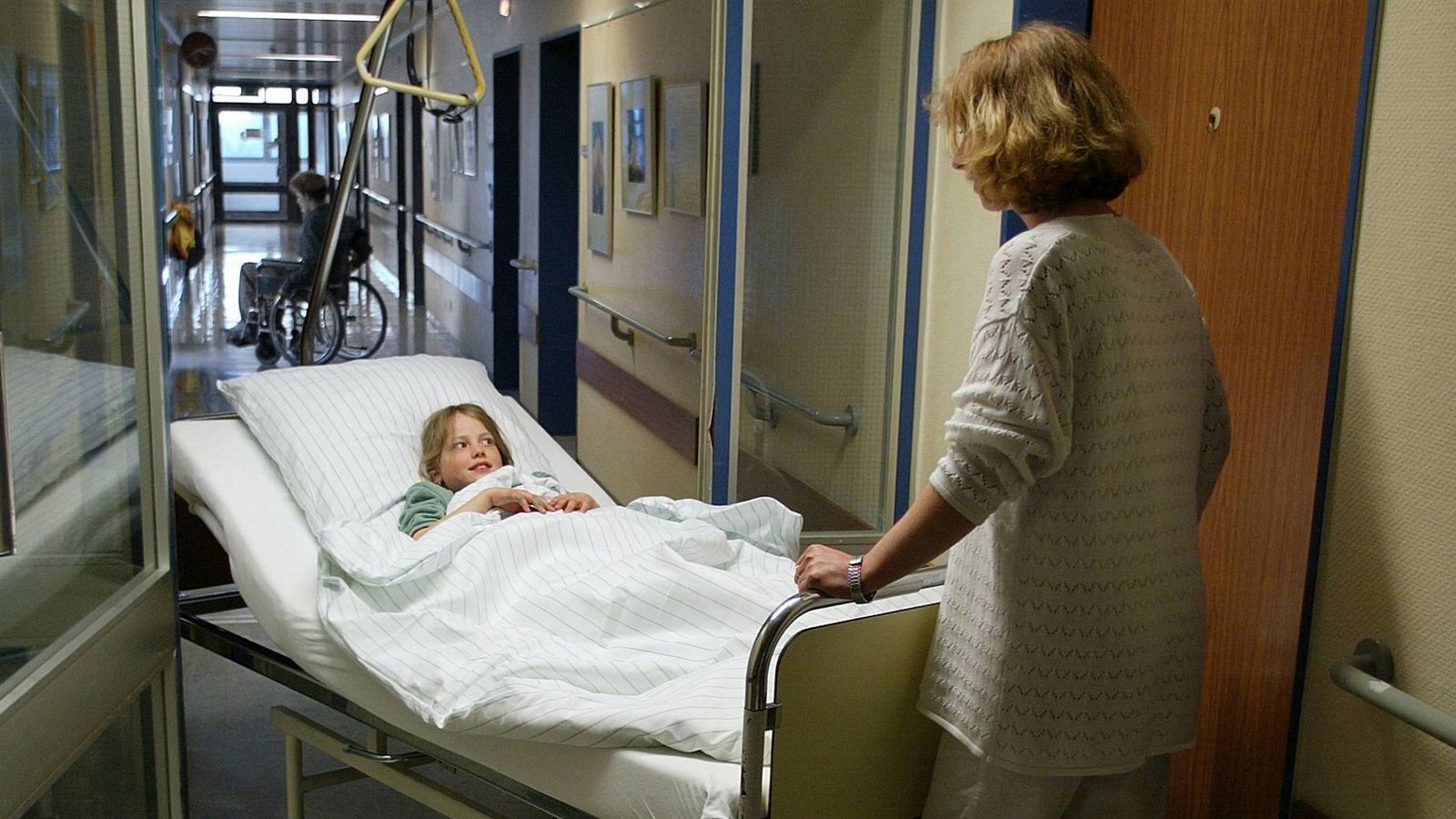 Zu wenig Klinikpersonal für die Kleinen: Wegen der deutlichen Zunahme schwerer Atemwegserkrankungen ist die Lage angespannt.Foto: imago/photothek/Thomas Imo