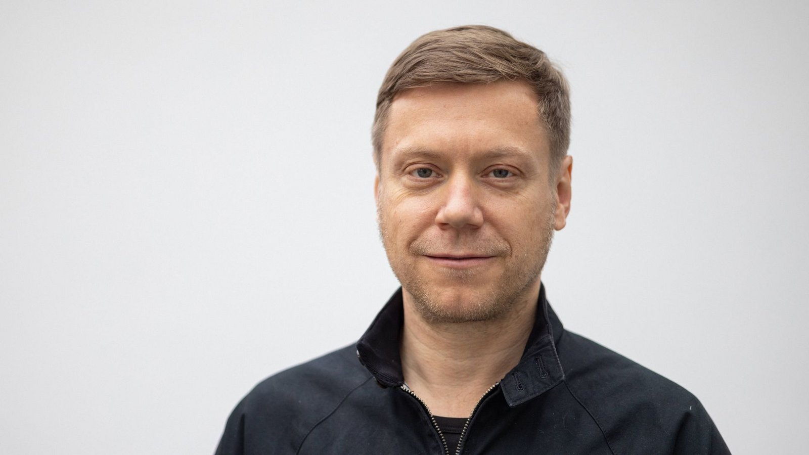 Linken-Vorsitzender Martin Schirdewan will seine Partei  auf die Themen Gerehtigkeit und Solidarität ausrichten.Foto: PublicAd/Olaf Kosinsky