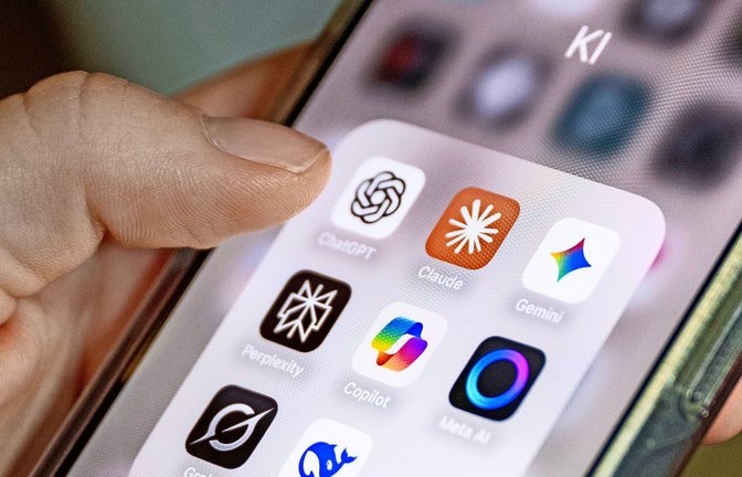 Künstliche Intelligenz bekommt immer mehr Einfluss im Alltag der Menschen. Die EU arbeitet daran, den Anwendungen Regeln zu geben.<span class='image-autor'>Foto: Philip Dulian/dpa</span>