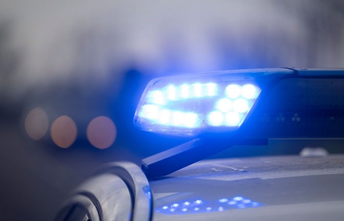 Auf der A6 hat es am Samstag heftig gekracht (Symbolbild).<span class='image-autor'>Foto: Marijan Murat/dpa/Marijan Murat</span>