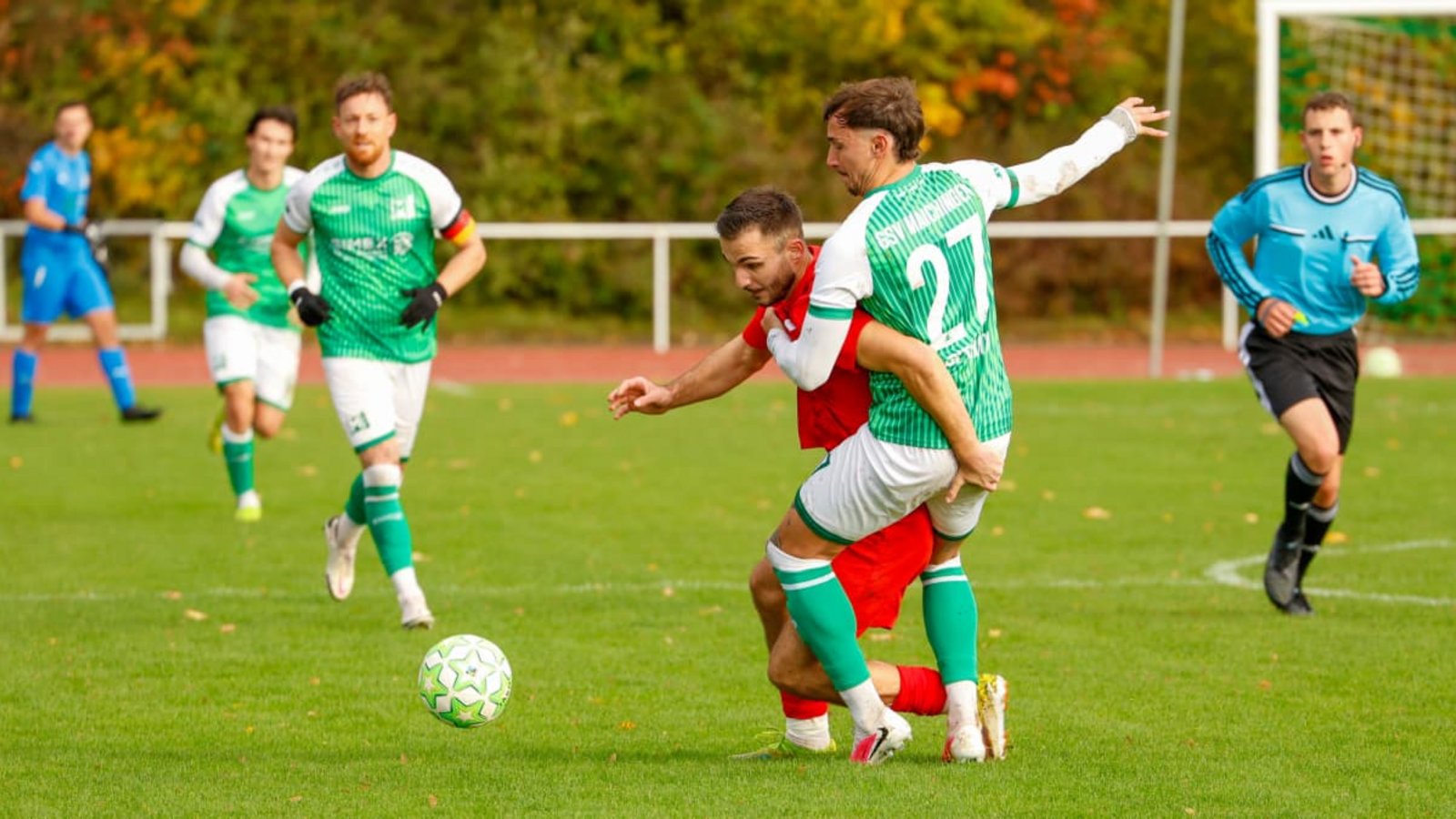 Feierte jüngst sein Comeback: Nicolai Dittrich (vorne in Grün) ist eine weitere Option in der Abwehr für den GSV Maichingen.Eibner/Philipp Theiss Feierte jüngst sein Comeback: Nicolai Dittrich (vorne in Grün) ist eine weitere Option in der Abwehr für den GSV Maichingen.Eibner/Philipp Theiss