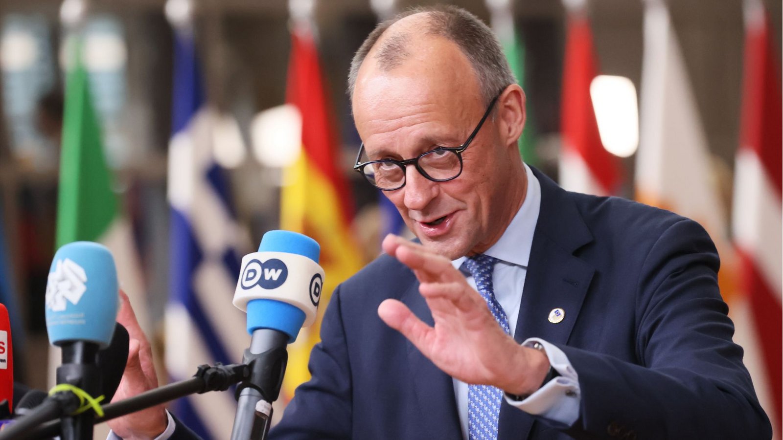 Der deutsche Kanzler Friedrich Merz wirbt in Brüssel für den Bürokratieabbau. Um Europa wieder in Schwung zu bringen, ist das allerdings zu wenig.Foto: Francois Walschaerts/AP/dpa Der deutsche Kanzler Friedrich Merz wirbt in Brüssel für den Bürokratieabbau. Um Europa wieder in Schwung zu bringen, ist das allerdings zu wenig.Foto: Francois Walschaerts/AP/dpa