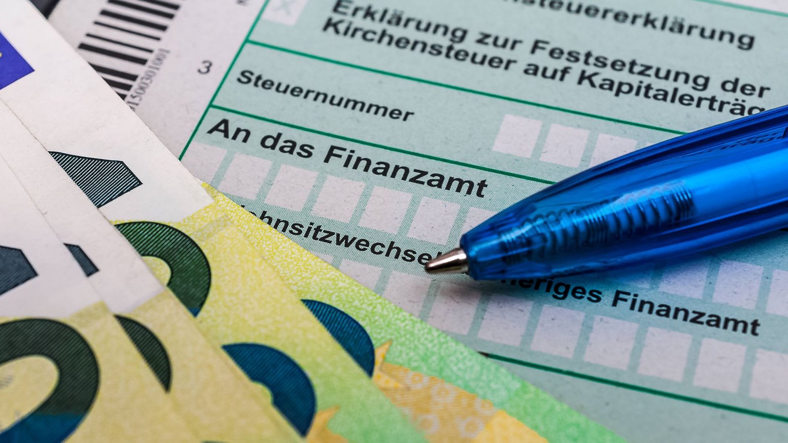 Eine Steuererklärung kann sich lohnen: 2019 lag die durchschnittliche Steuererstattung  bei 1.095 Euro.Foto: IMAGO/Zoonar/IMAGO/Zoonar.com/stockfotos-mg