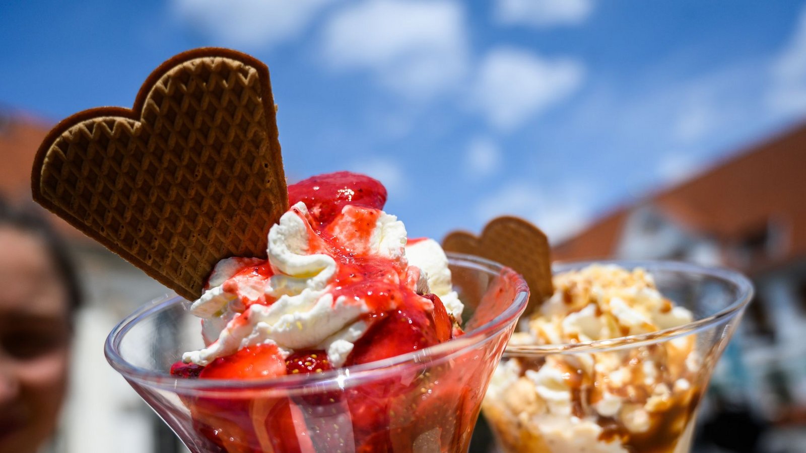 In die Verbrauchsstatistik floss neben dem Markeneis auch solches aus Eisdielen und Softeis ein. (Symbolbild)Foto: dpa/Christophe Gateau In die Verbrauchsstatistik floss neben dem Markeneis auch solches aus Eisdielen und Softeis ein. (Symbolbild)Foto: dpa/Christophe Gateau