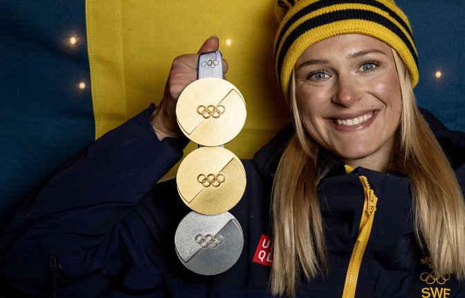Frida Karlsson präsentiert ihre Olympia-Ausbeute: Kommt noch eine Goldmedaille hinzu?<span class='image-autor'>Foto: IMAGO/TT</span>