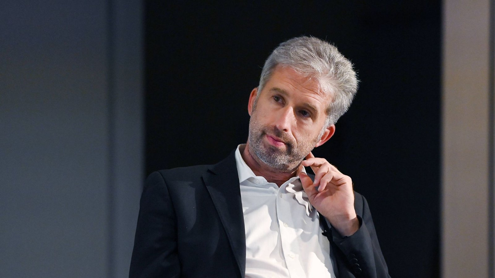 Boris Palmer hat einen Brandbrief an Vizekanzler Robert Habeck geschrieben, um alle Straßenlaternen ausschalten zu dürfen. Erfolg wird er damit wohl nicht haben, sagt ein Rechtsexperte.Foto: imago/Ulmer Pressebildagentur Boris Palmer hat einen Brandbrief an Vizekanzler Robert Habeck geschrieben, um alle Straßenlaternen ausschalten zu dürfen. Erfolg wird er damit wohl nicht haben, sagt ein Rechtsexperte.Foto: imago/Ulmer Pressebildagentur