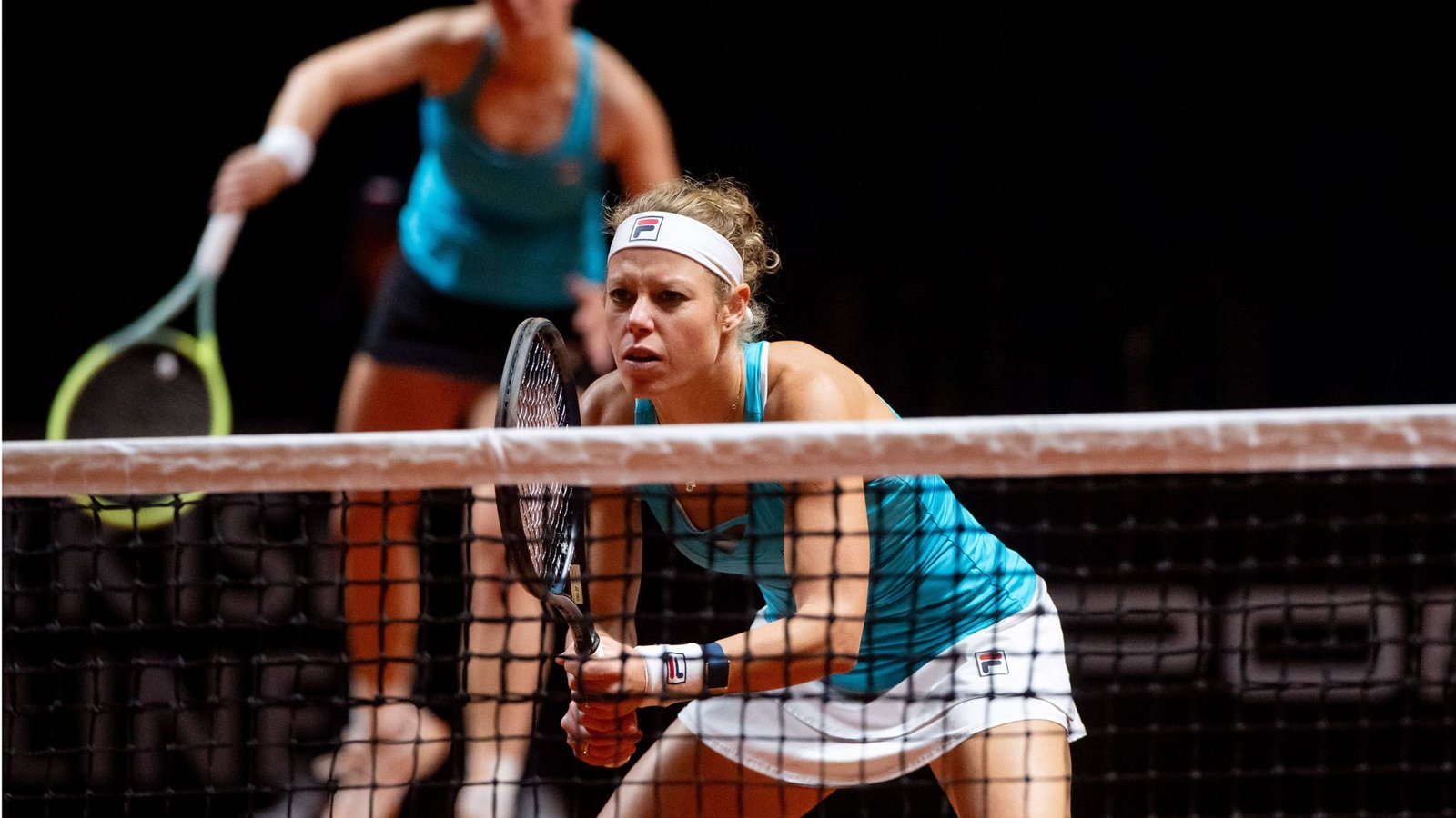 Tennisspielerin Laura Siegemund (vorne) und ihre neue Doppelpartnerin Barbora Krejcikova haben  Halbfinale erreicht.Foto: IMAGO/Eibner/IMAGO/Eibner-Pressefoto/Memmler
