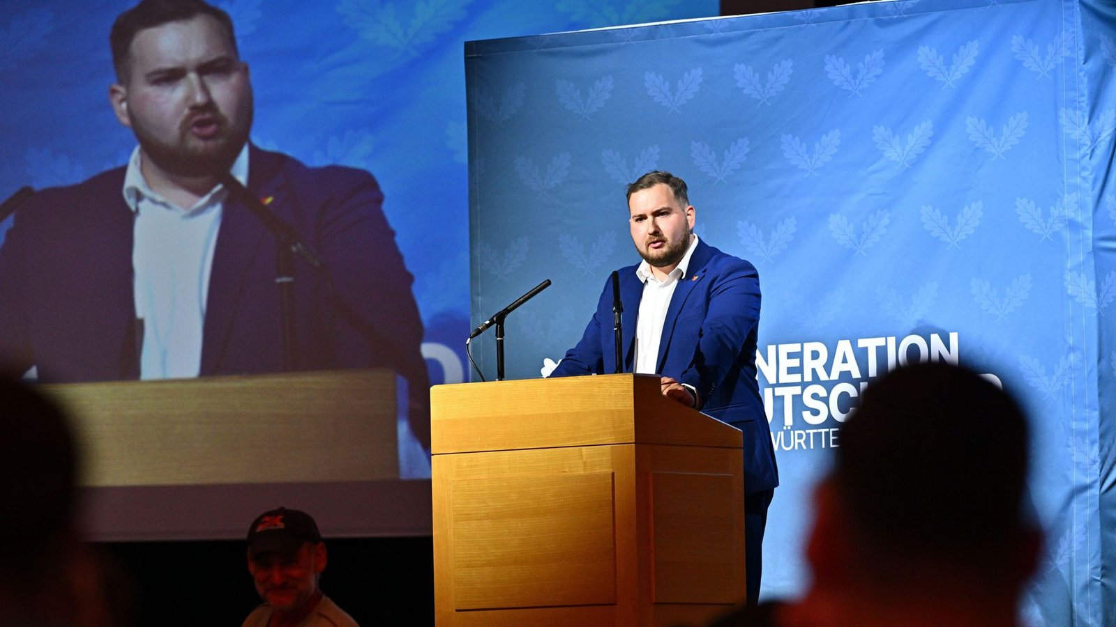 Der neugewählte Vorsitzende, Benjamin Götz, spricht bei der Gründungsveranstaltung der AfD-Nachwuchsorganisation.Foto: Jan-Philipp Strobel/dpa Der neugewählte Vorsitzende, Benjamin Götz, spricht bei der Gründungsveranstaltung der AfD-Nachwuchsorganisation.Foto: Jan-Philipp Strobel/dpa