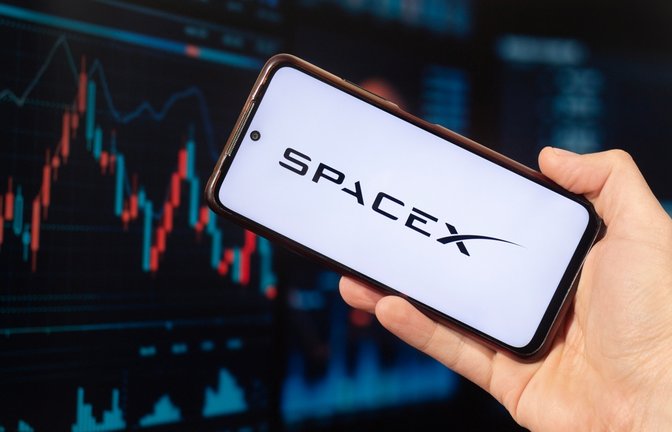 Am Freitag, dem 12. Juni 2026 steht der größte Börsengang in der Geschichte bevor. SpaceX mit einer Bewertung von 1,75 Billionen Dollar. So können deutsche Privatanleger einsteigen.<span class='image-autor'>Foto: Juan Alejandro Bernal / Shutterstock.com</span>