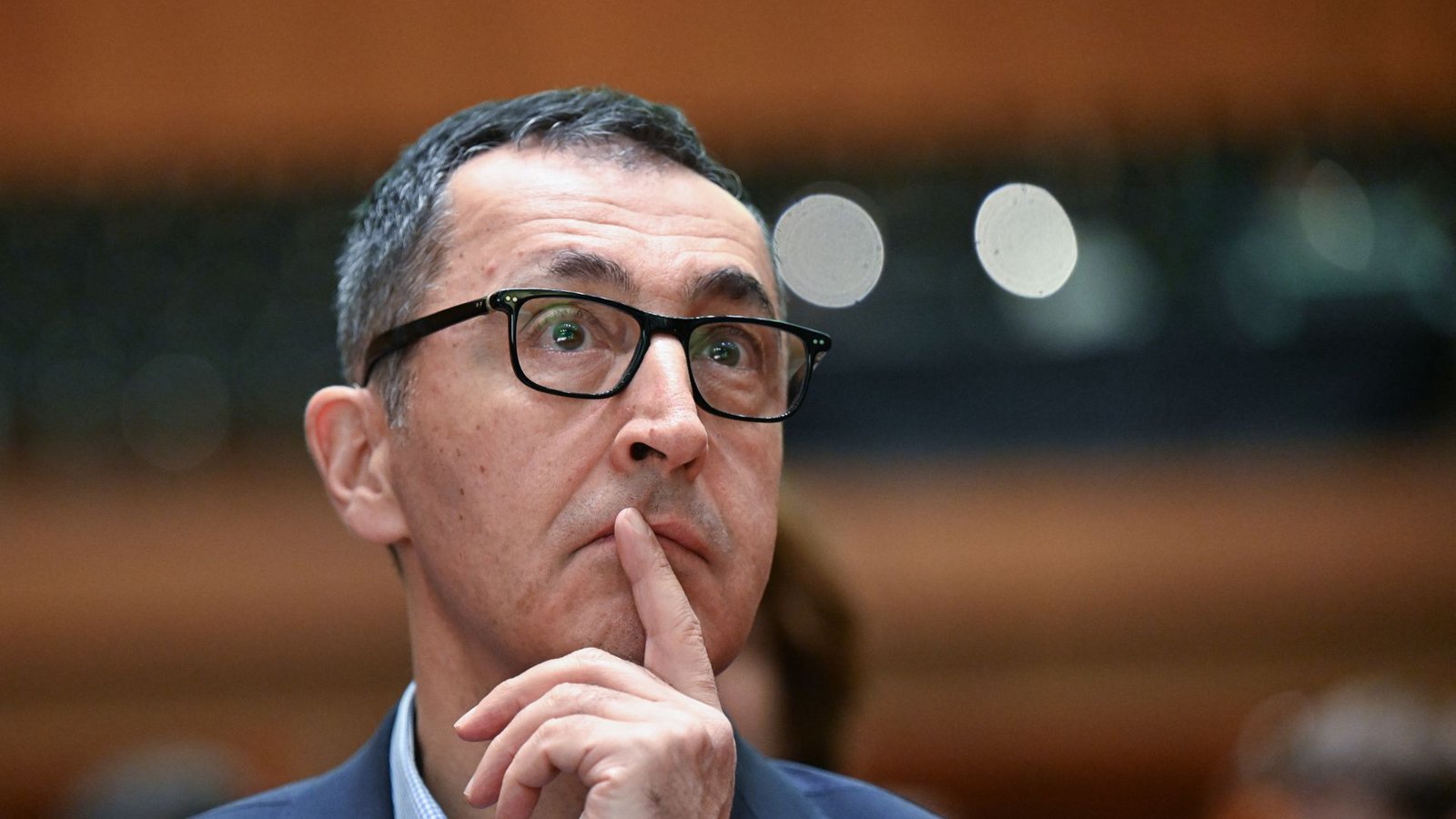 Cem Özdemir wurde am Samstag zum Kandidaten für das Amt des Ministerpräsidenten gewählt.Foto: Bernd Weißbrod/dpa Cem Özdemir wurde am Samstag zum Kandidaten für das Amt des Ministerpräsidenten gewählt.Foto: Bernd Weißbrod/dpa