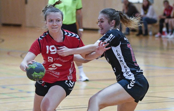 Jasmin Arnold (links) hat mit dem HC Metter-Enz in Hemmingen gewonnen und damit den Platz an der Tabellenspitze der Bezirksklasse Enz/Murr gefestigt. <span class='image-autor'>Foto: Archiv/Leitner</span>
