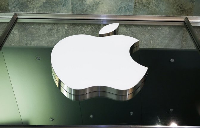 Apple sieht sich wegen der Funktion unter anderem Kritik vom Facebook-Konzern Meta ausgesetzt. (Archivbild)<span class='image-autor'>Christian Charisius/dpa</span>