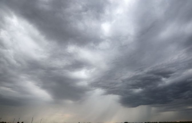 In Baden-Württemberg können sich heute starke Gewitter entwickeln.<span class='image-autor'>Jan Woitas/dpa</span>