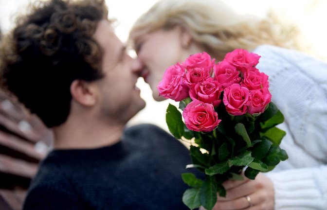 Am Valentinstag wird traditionell die Liebe gefeiert.<span class='image-autor'>Foto: dpa/Susann Prautsch</span>