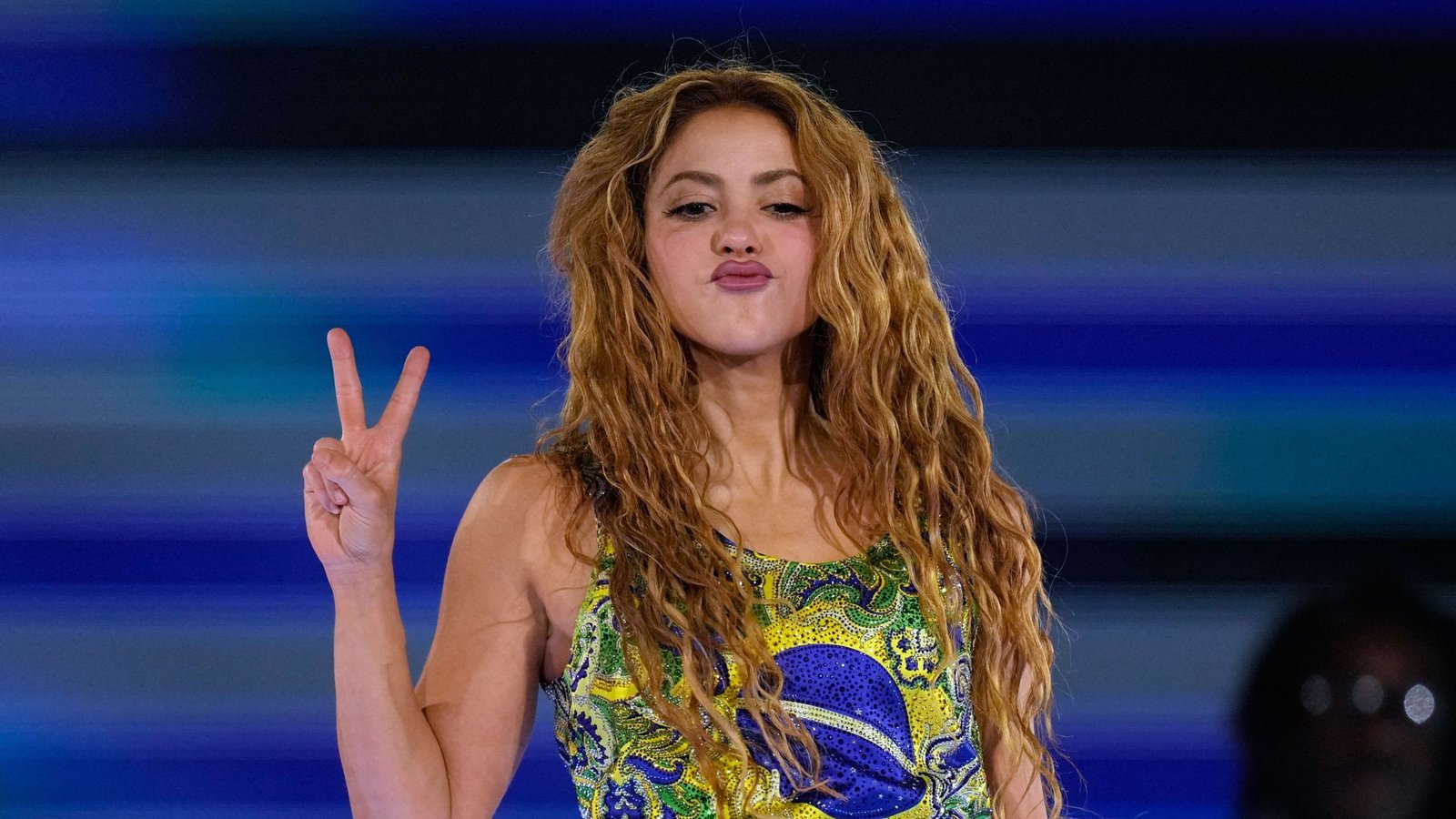Shakira tritt nicht nur bei der Halbzeitshow im WM-Finale auf, sie singt auch den WM-Song.Foto: Silvia Izquierdo/AP/dpa/Silvia Izquierdo Shakira tritt nicht nur bei der Halbzeitshow im WM-Finale auf, sie singt auch den WM-Song.Foto: Silvia Izquierdo/AP/dpa/Silvia Izquierdo