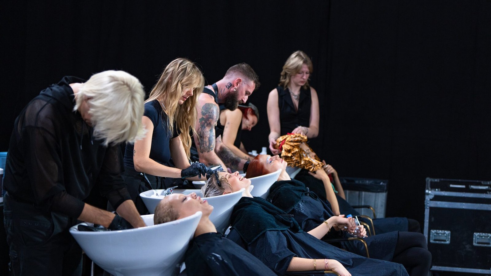 16 Models bekamen in der 7. Folge von GNTM 2025 einen neuen Look verpasst.Foto: ProSieben/Daniel Graf 16 Models bekamen in der 7. Folge von GNTM 2025 einen neuen Look verpasst.Foto: ProSieben/Daniel Graf