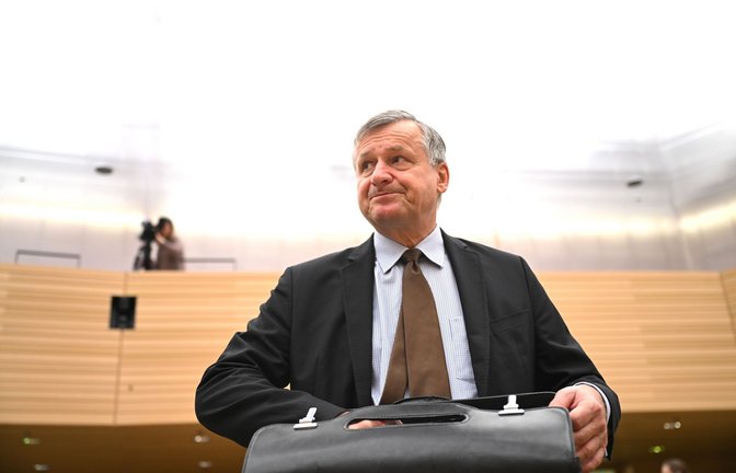 FDP-Fraktionschef Hans-Ulrich Rülke schürte am Donnerstag die Debatte über Sachleistungen im Landtag.<span class='image-autor'>Foto: Marijan Murat/dpa/Marijan Murat</span>