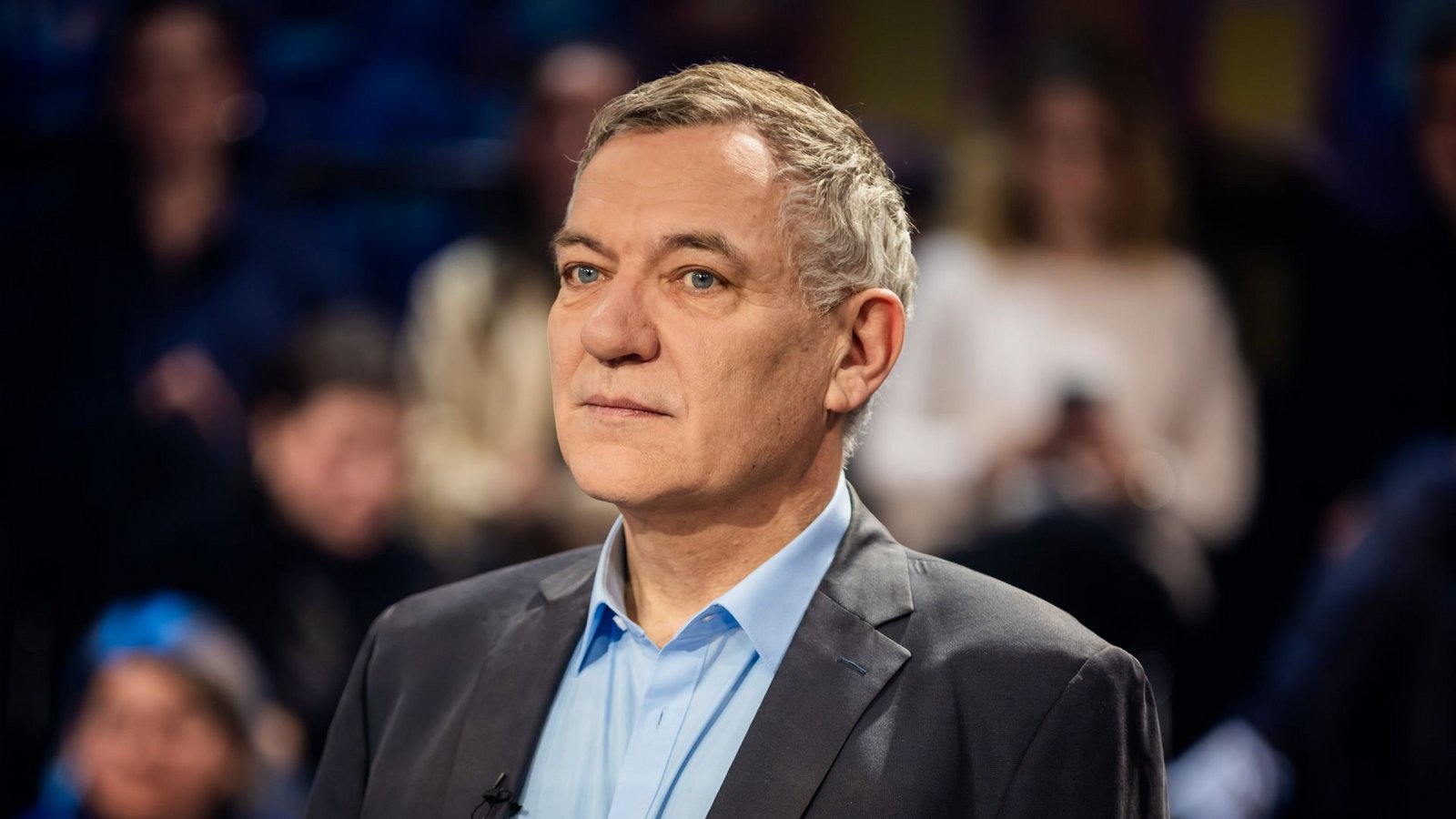 Jan van Aken: Kein Freund von HausaufgabenFoto: dpa/Christoph Soeder