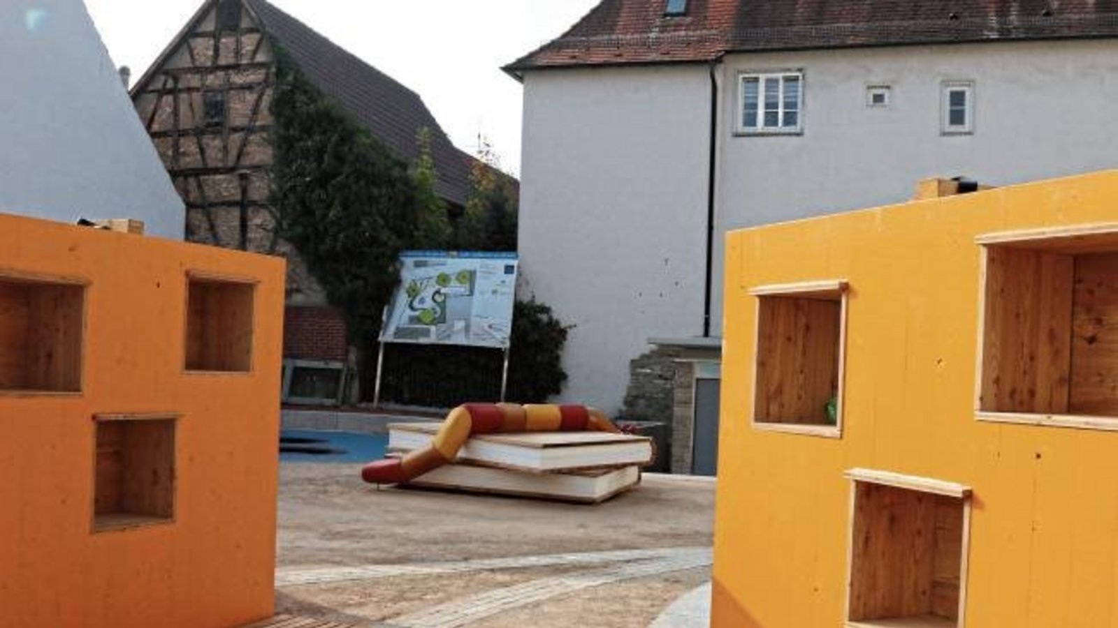 Ende nächster Woche wird der Adlerplatz in Vaihingen eingeweiht. Foto: Bögel