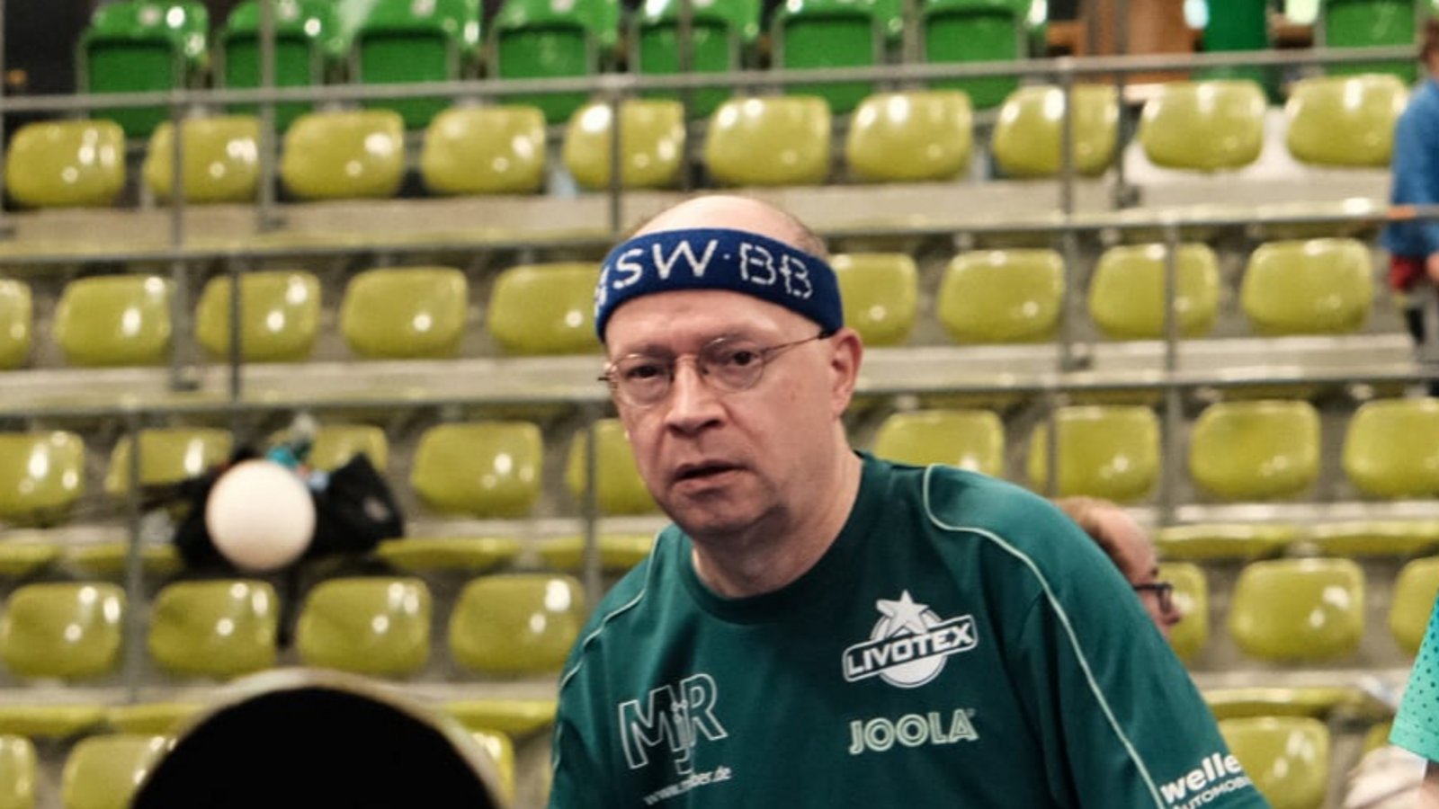 Höchste Konzentration herrscht bei Hartmut Freund im Finale. Foto: Graf Höchste Konzentration herrscht bei Hartmut Freund im Finale. Foto: Graf