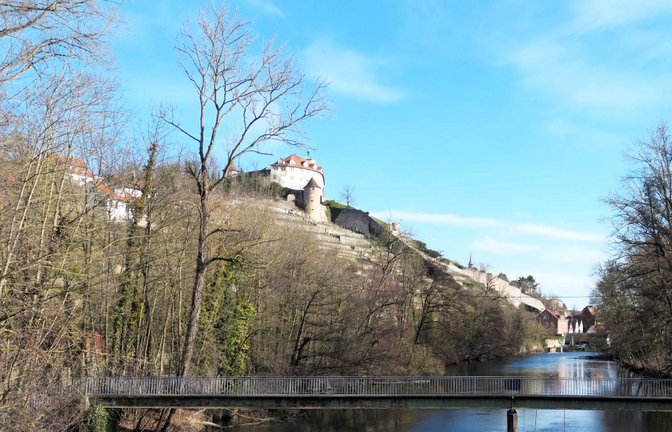 Zwischen Schloss Kaltenstein und Badplatz soll der Steg einen neuen Überbau erhalten.