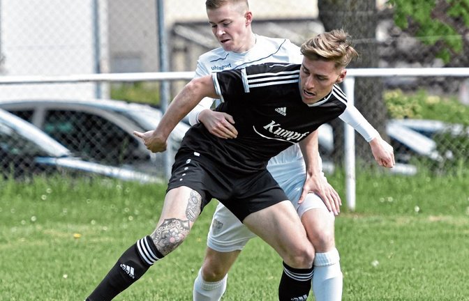 Nach einem Jahr beim TSV Asperg ist Marco Kolder (vorne) wieder zur SGM Riexingen zurückgekehrt.  Foto: Leitner