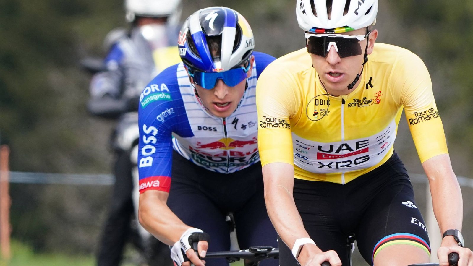 Nahe dran: Florian Lipowitz (li.) fordert Superstar Tadej Pogacar heraus.Foto: Imago/Geisser