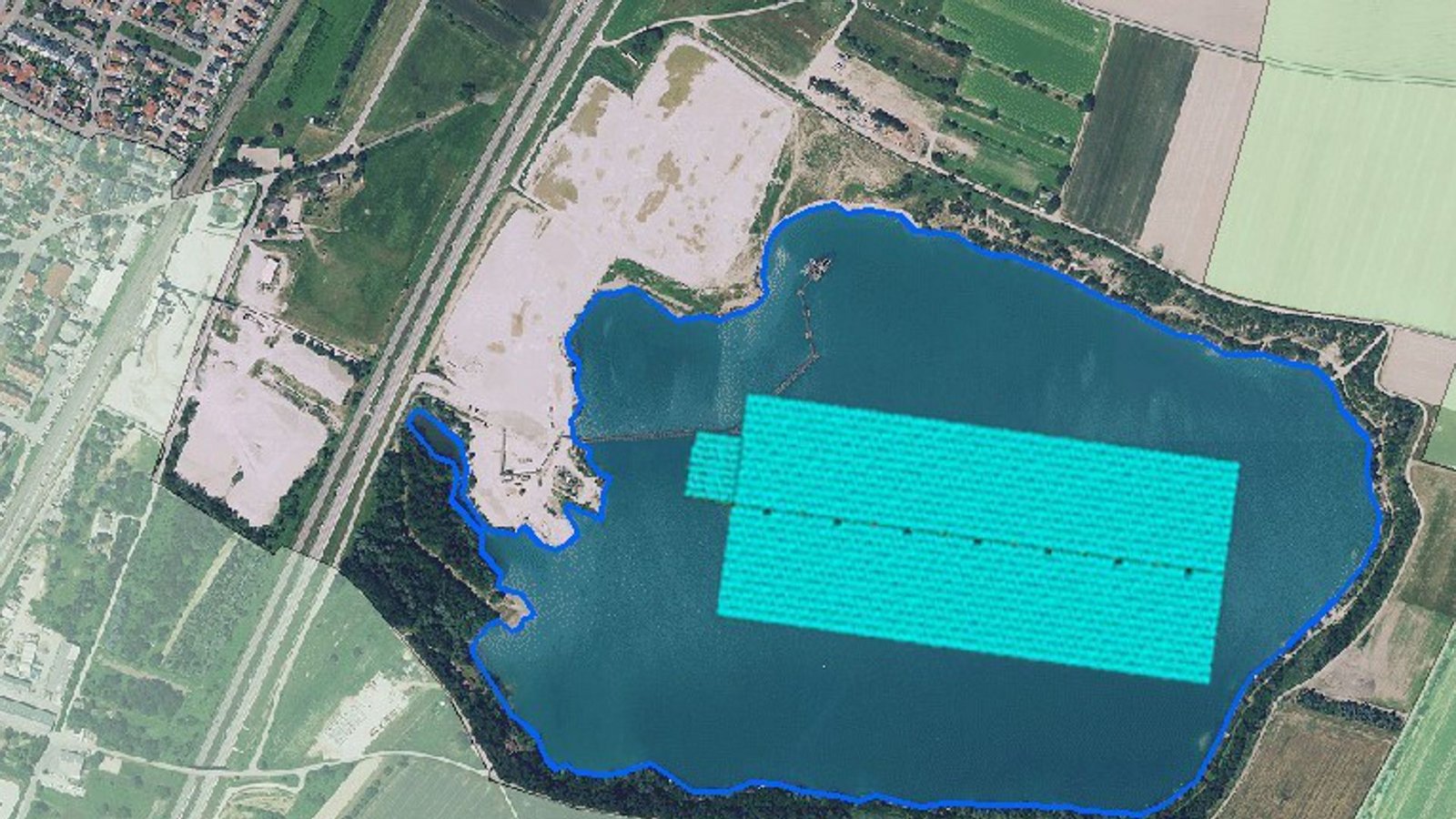 Rund 30 Prozent der Wasserfläche des Stürmlinger Sees will der Betreiber mit Solarmodulen belegen – doch er bekommt keine Genehmigung dafür.Foto: Kies und Beton AG Rund 30 Prozent der Wasserfläche des Stürmlinger Sees will der Betreiber mit Solarmodulen belegen – doch er bekommt keine Genehmigung dafür.Foto: Kies und Beton AG