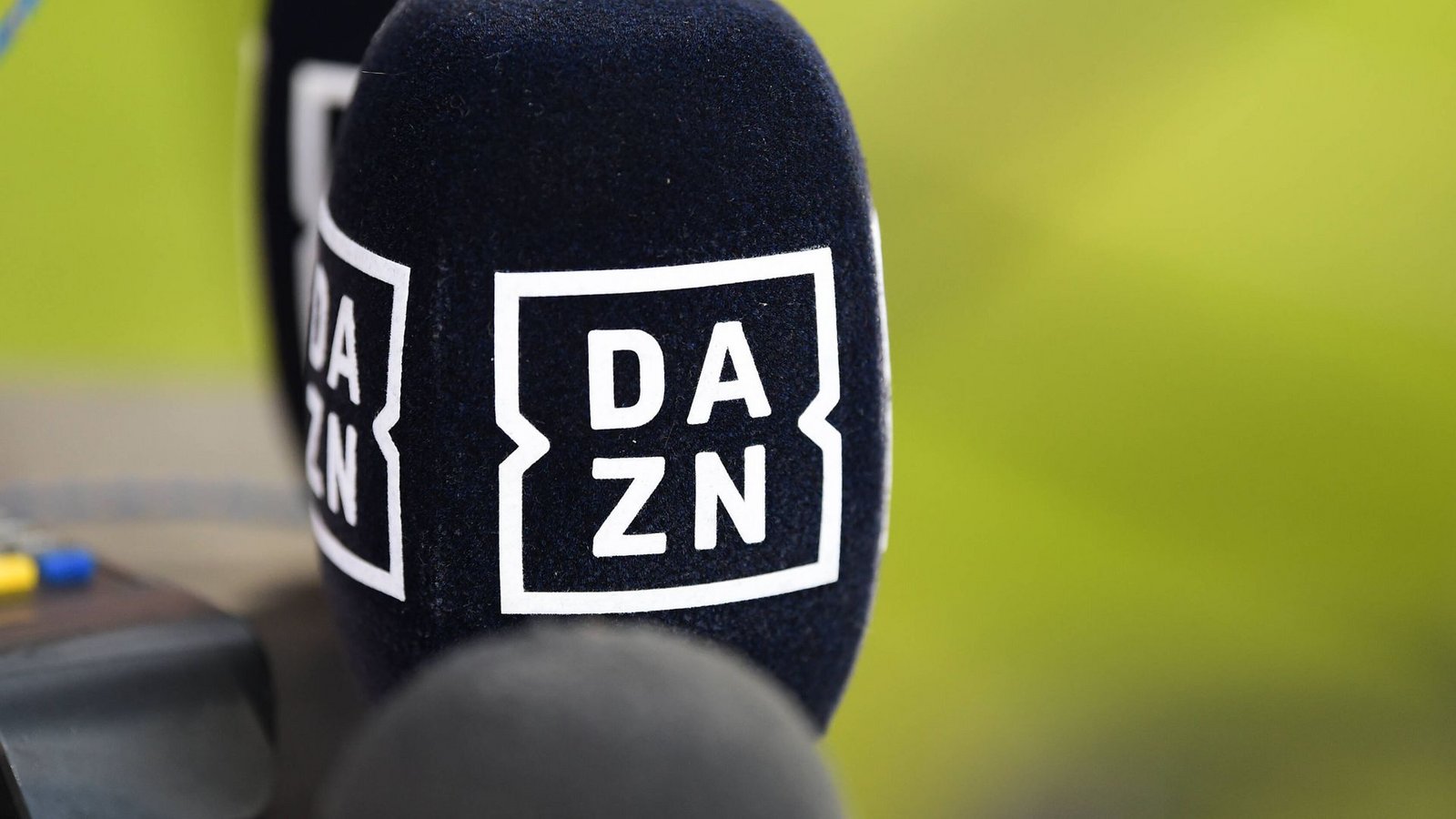 Rund 500 Beschwerden über DAZN haben die Verbraucherschutzzentralen in Deutschland vergangenes Jahr erfasst.Foto: imago images/Claudio Grassi/LaPresse via www.imago-images.de