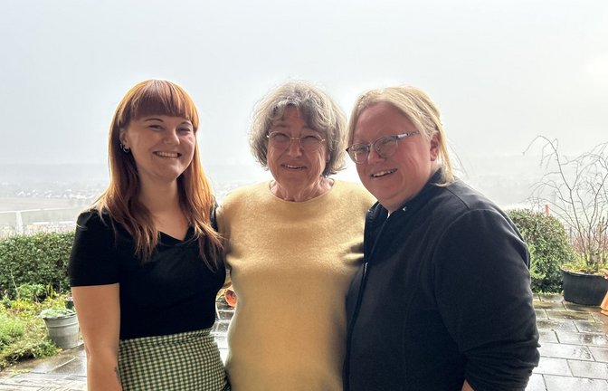 Drei Generationen (von links): Teresa Dauser, Ilse Ziegler und Tanja Dauser aus Ingersheim.<span class='image-autor'>Foto: StZN</span>