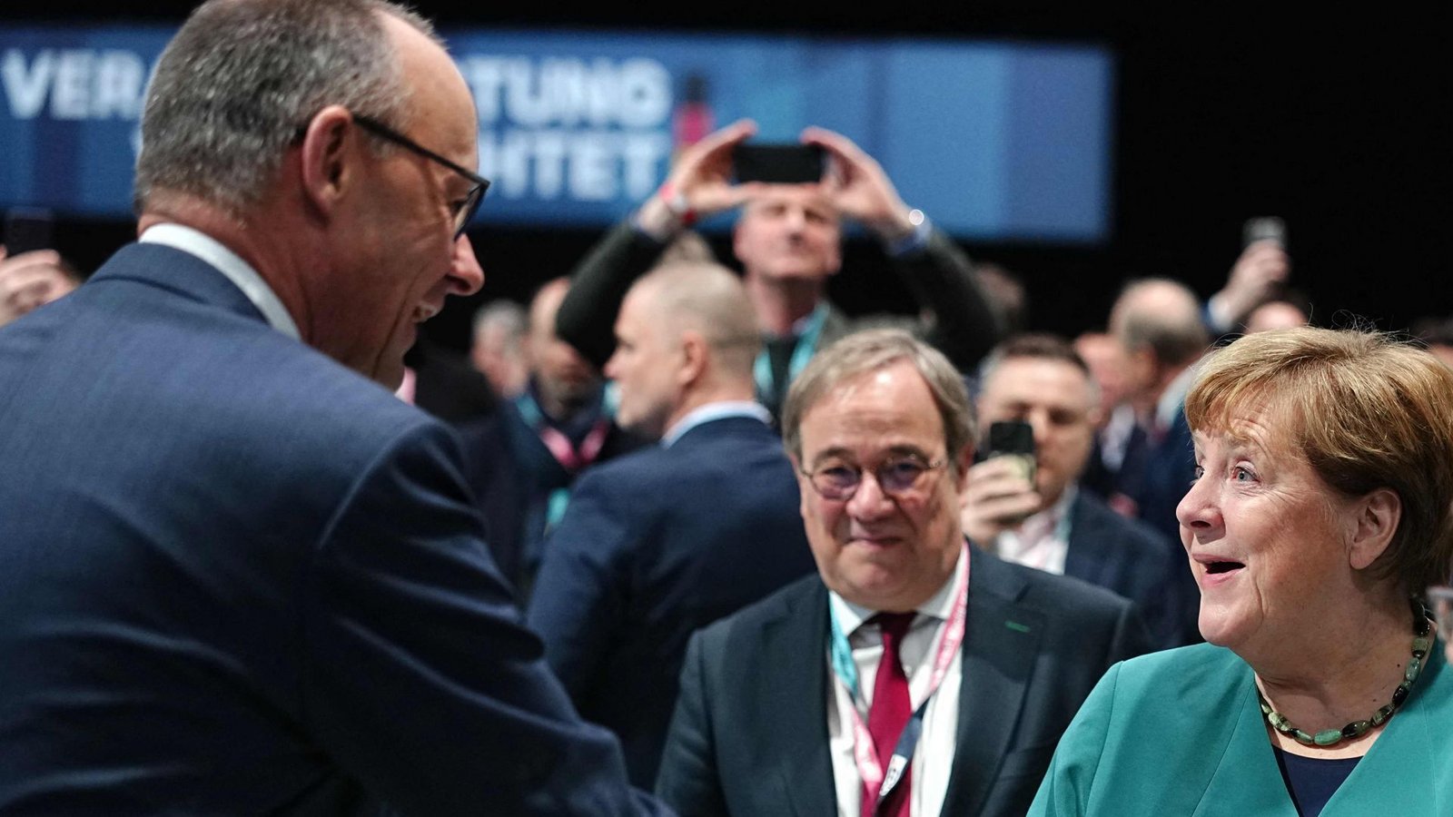 Ex-Kanzlerin Merkel (CDU) war am Freitag zu Gast beim CDU-Bundesparteitag in Stuttgart.Foto: AFP/KAY NIETFELD Ex-Kanzlerin Merkel (CDU) war am Freitag zu Gast beim CDU-Bundesparteitag in Stuttgart.Foto: AFP/KAY NIETFELD