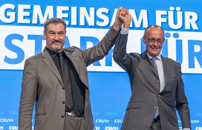 Einig im Ziel, aber nicht immer im Weg: Markus Söder (CSU) und Friedrich Merz (CDU).<span class='image-autor'>Foto: dpa/Peter Kneffel</span>
