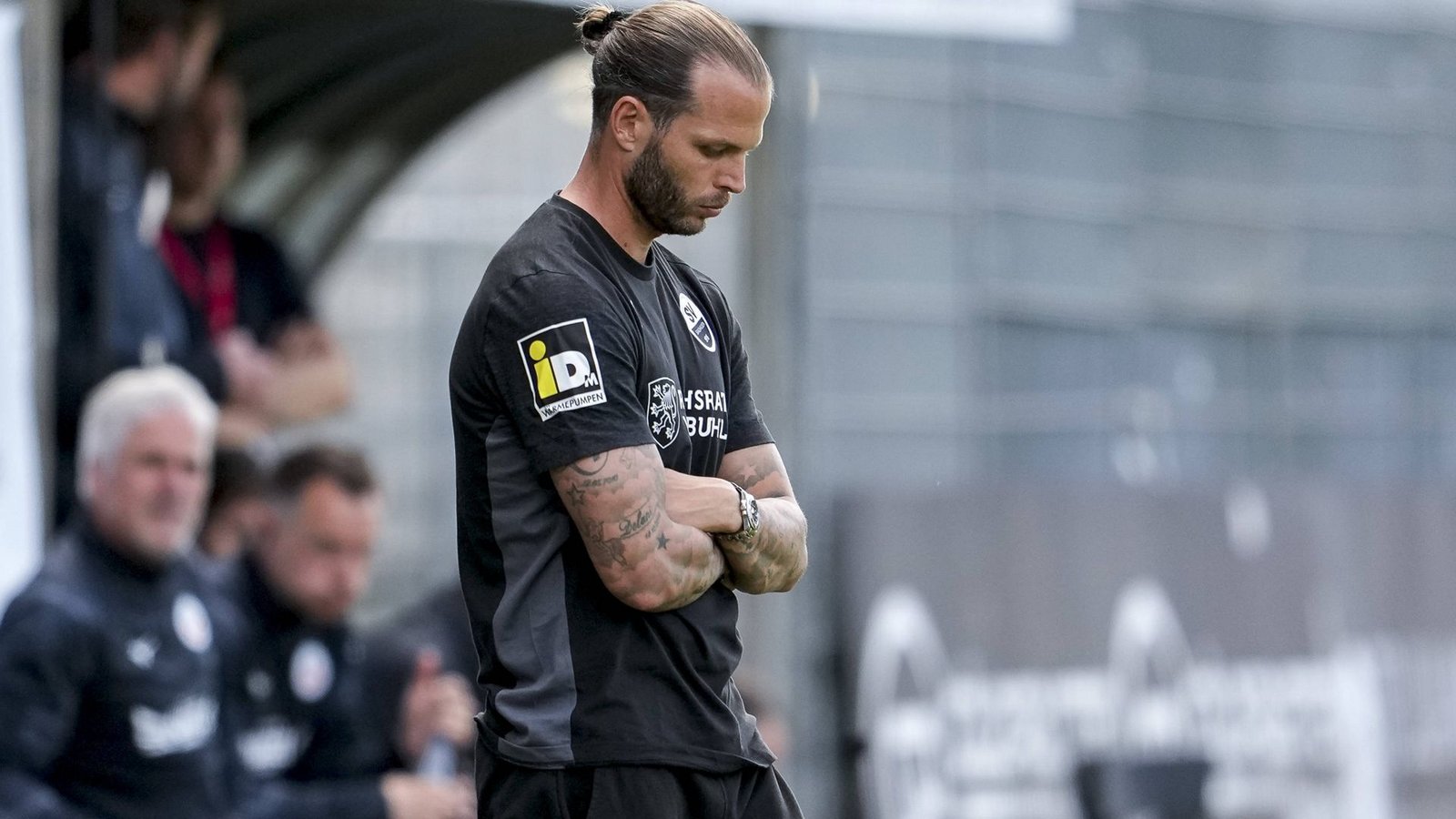 Dennis Diekmeier war zuletzt als Assistenztrainer beim SV Sandhausen tätig – derzeit nimmt er sich wegen seiner Tochter eine Auszeit.Foto: IMAGO/foto2press Dennis Diekmeier war zuletzt als Assistenztrainer beim SV Sandhausen tätig – derzeit nimmt er sich wegen seiner Tochter eine Auszeit.Foto: IMAGO/foto2press