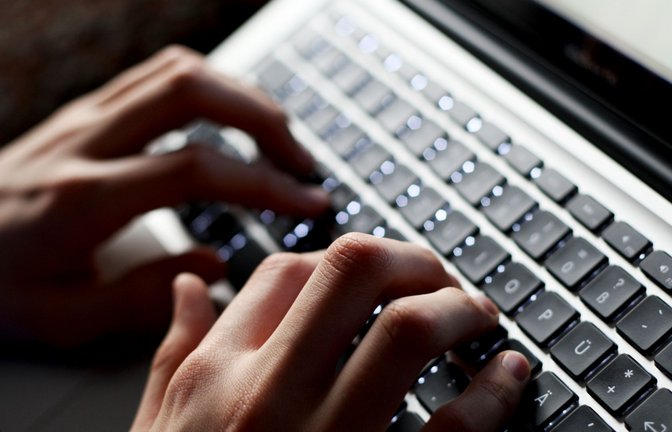 Der Rentner hat eine sechsstellige Summe verloren.<span class='image-autor'>Foto: dpa/Karl-Josef Hildenbrand</span>